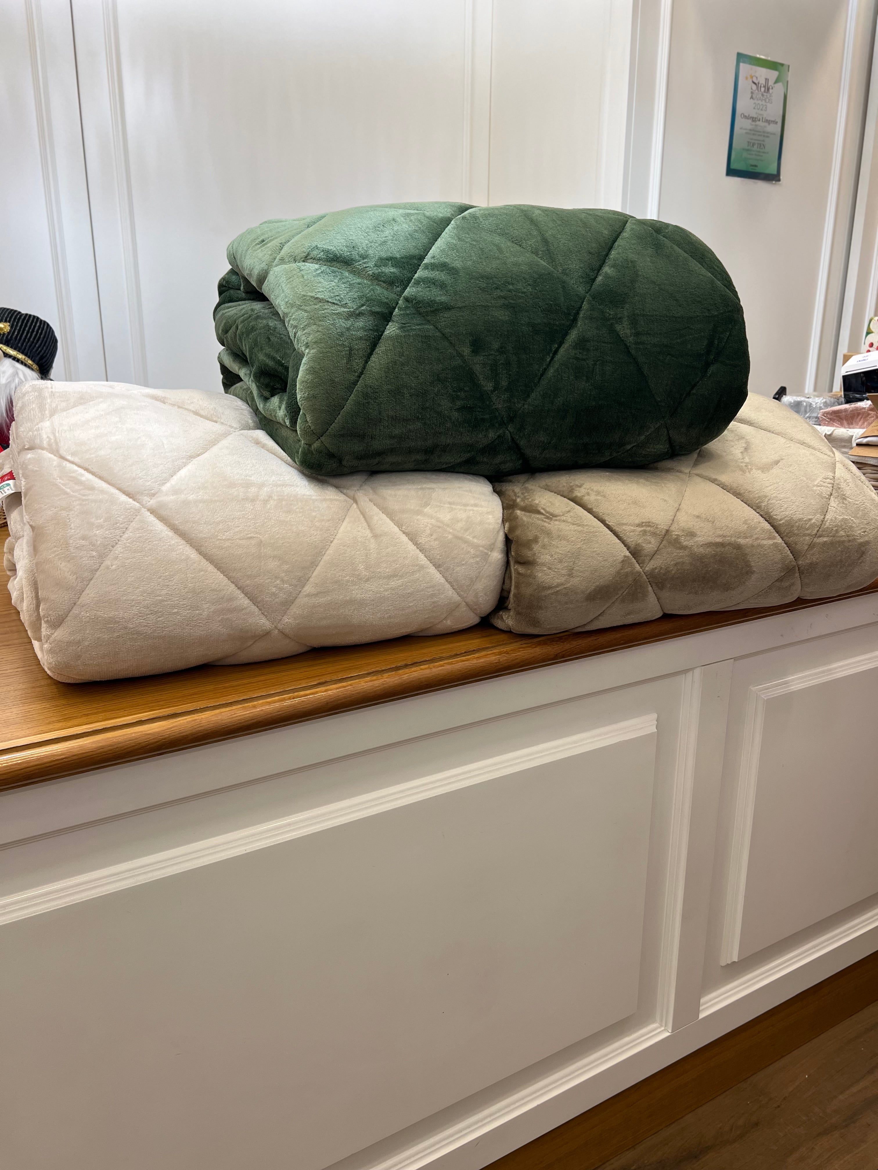 Trapunta piazza e mezza in ciniglia