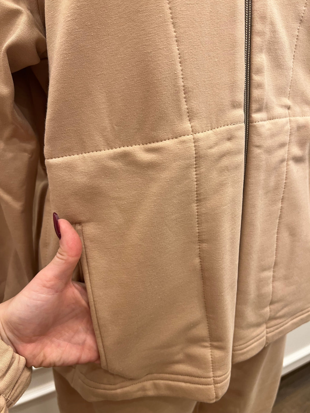Tuta in felpa con zip