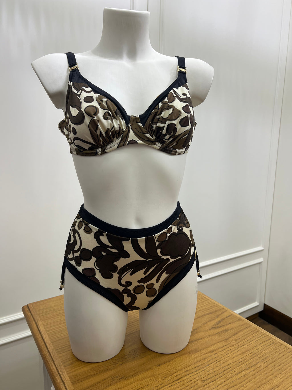 Bikini Ele Charmline