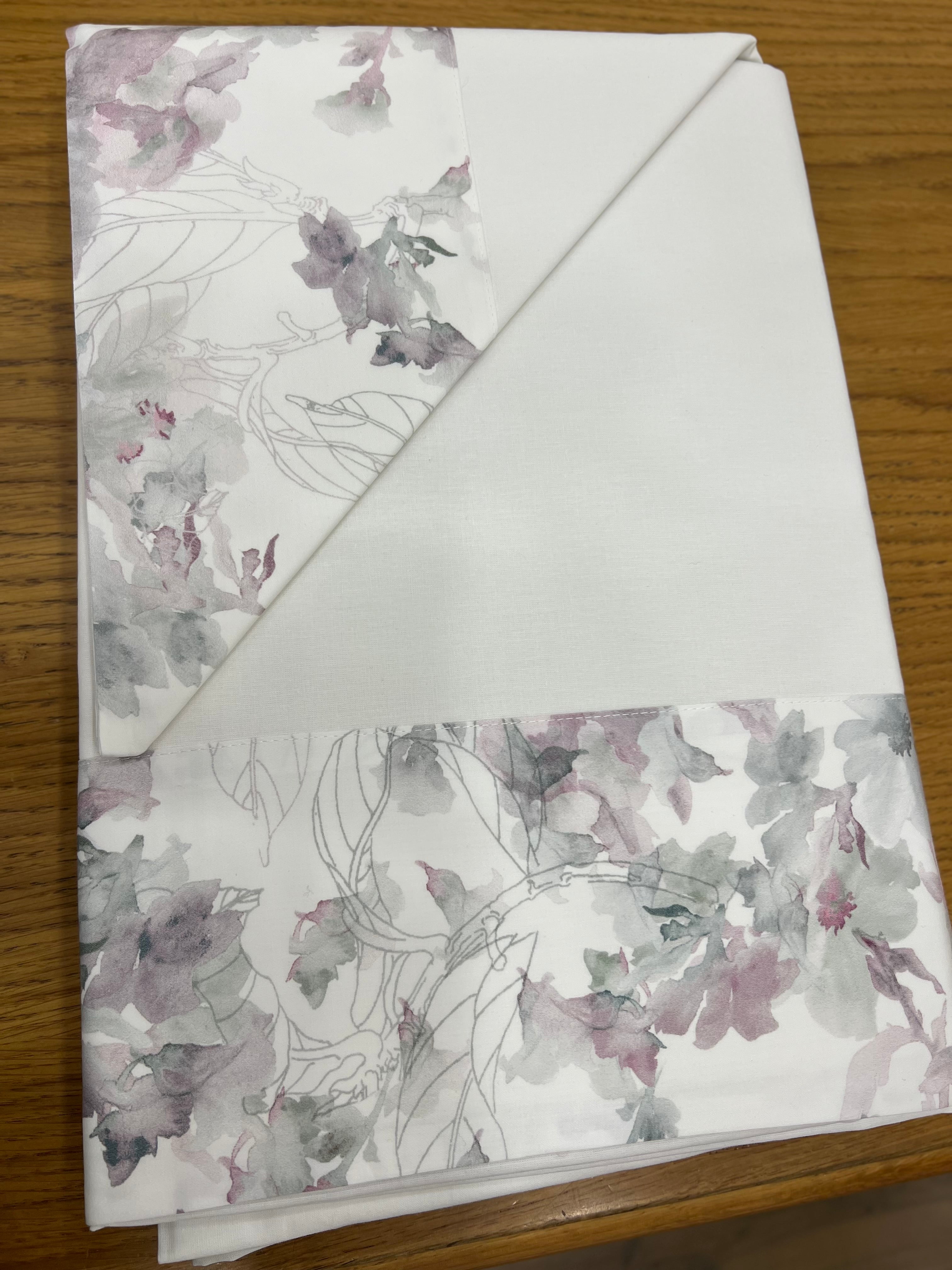 Completo lenzuola bordo a fiori