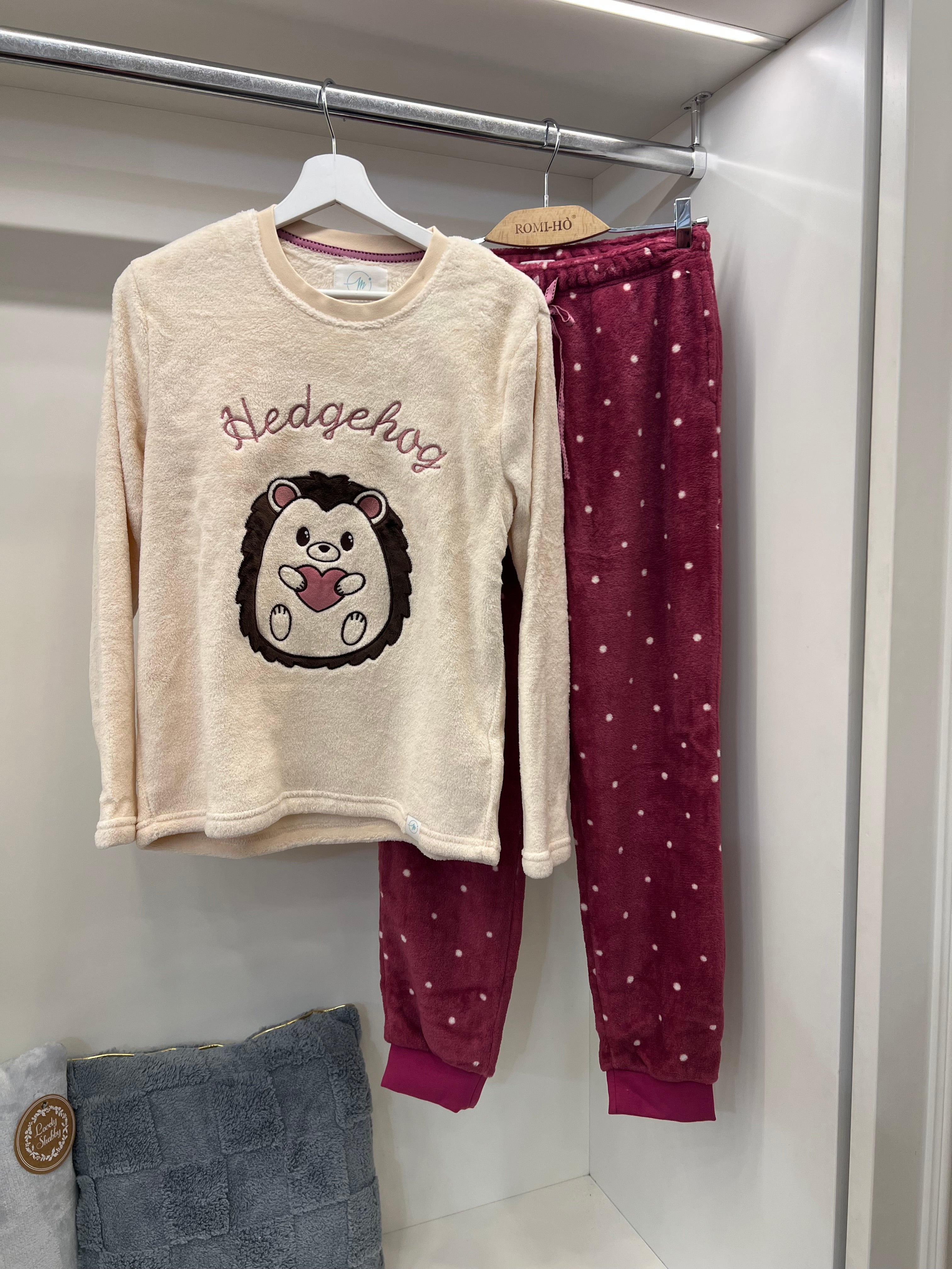 Pigiama in pile riccio