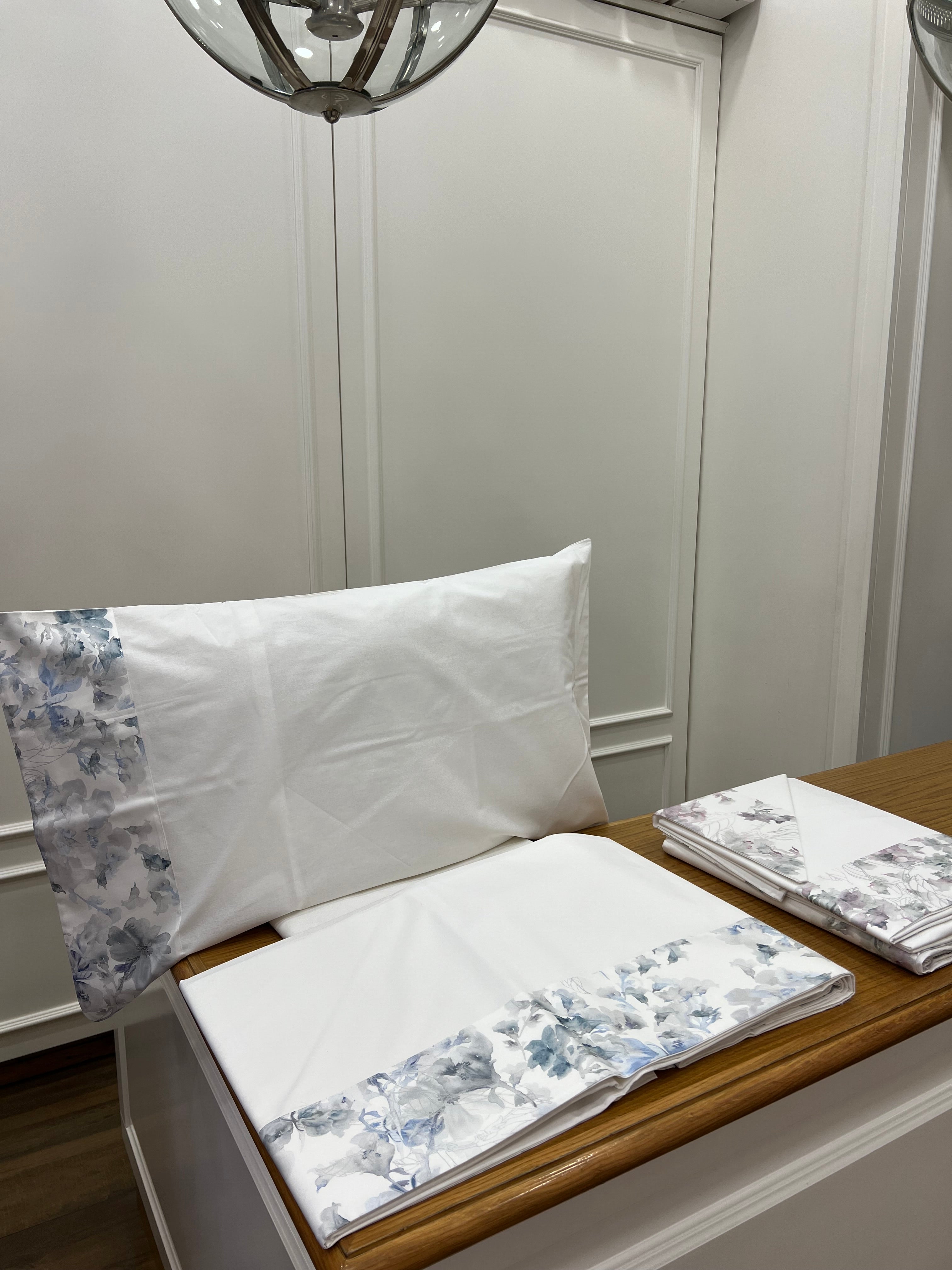 Completo lenzuola bordo a fiori