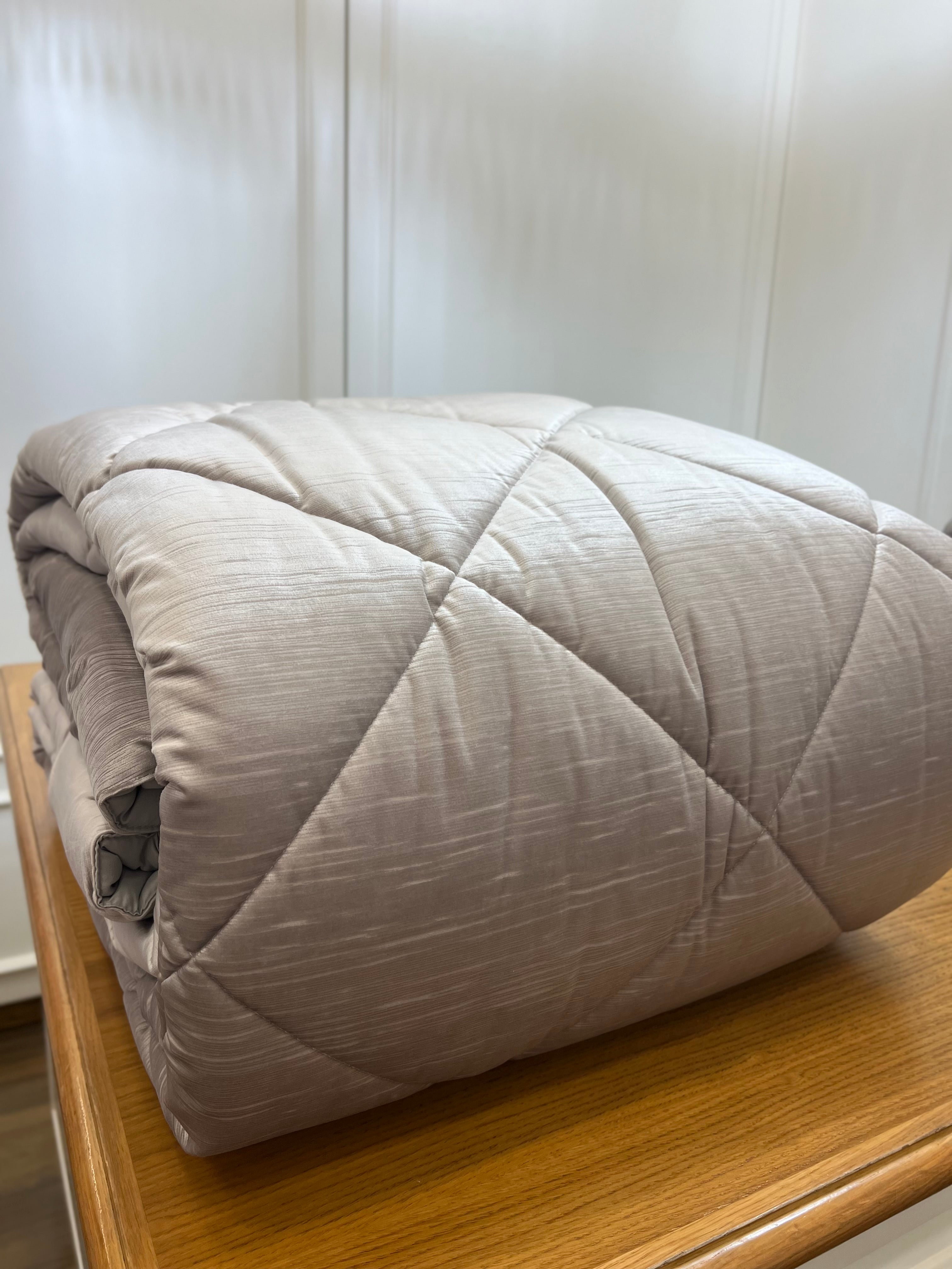 Trapunta in velluto fiammato