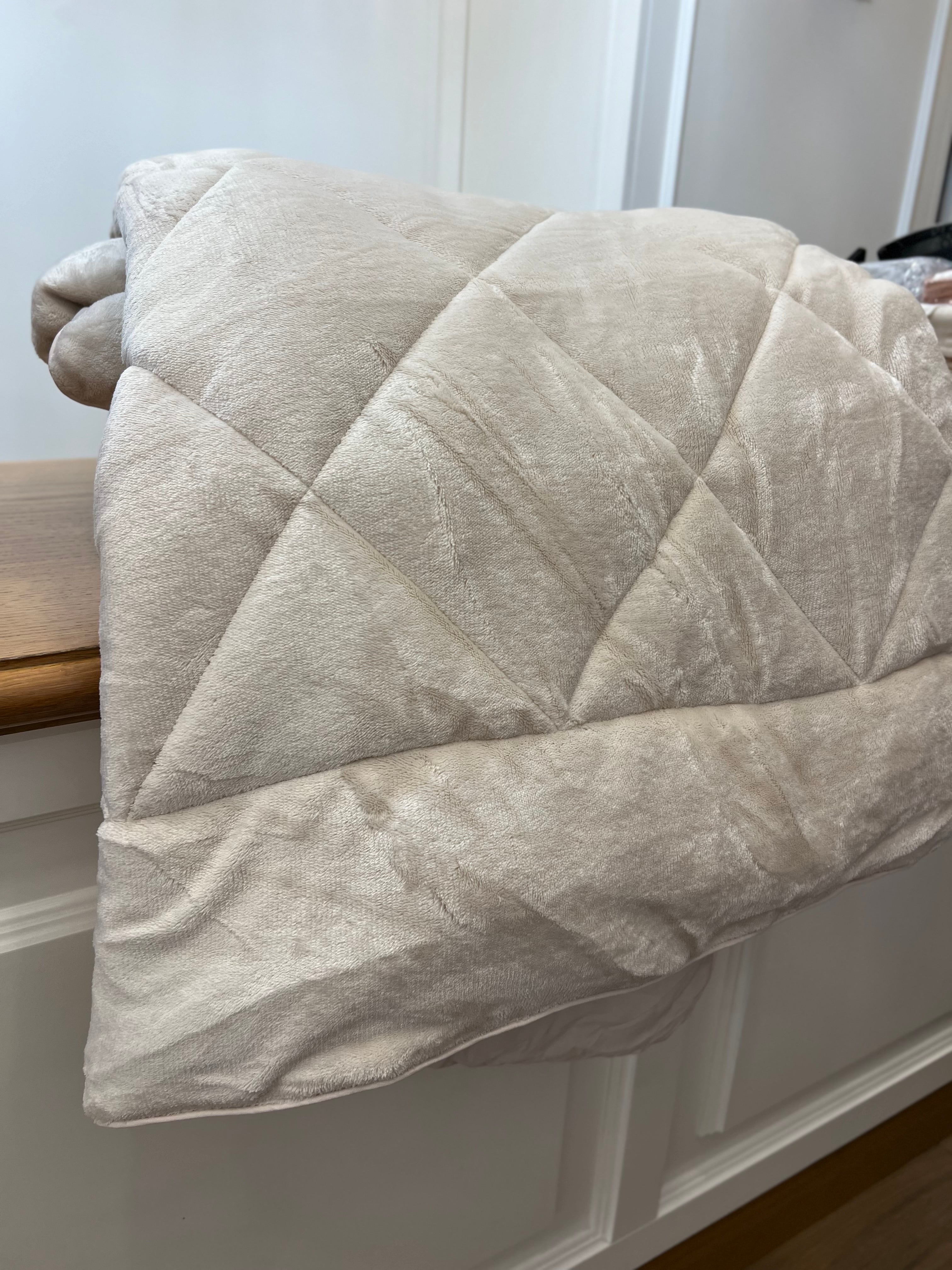 Trapunta matrimoniale in ciniglia