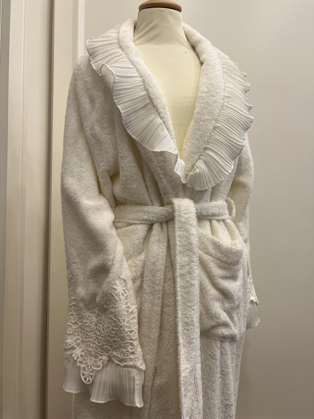 Accappatoio donna con pizzo plisse