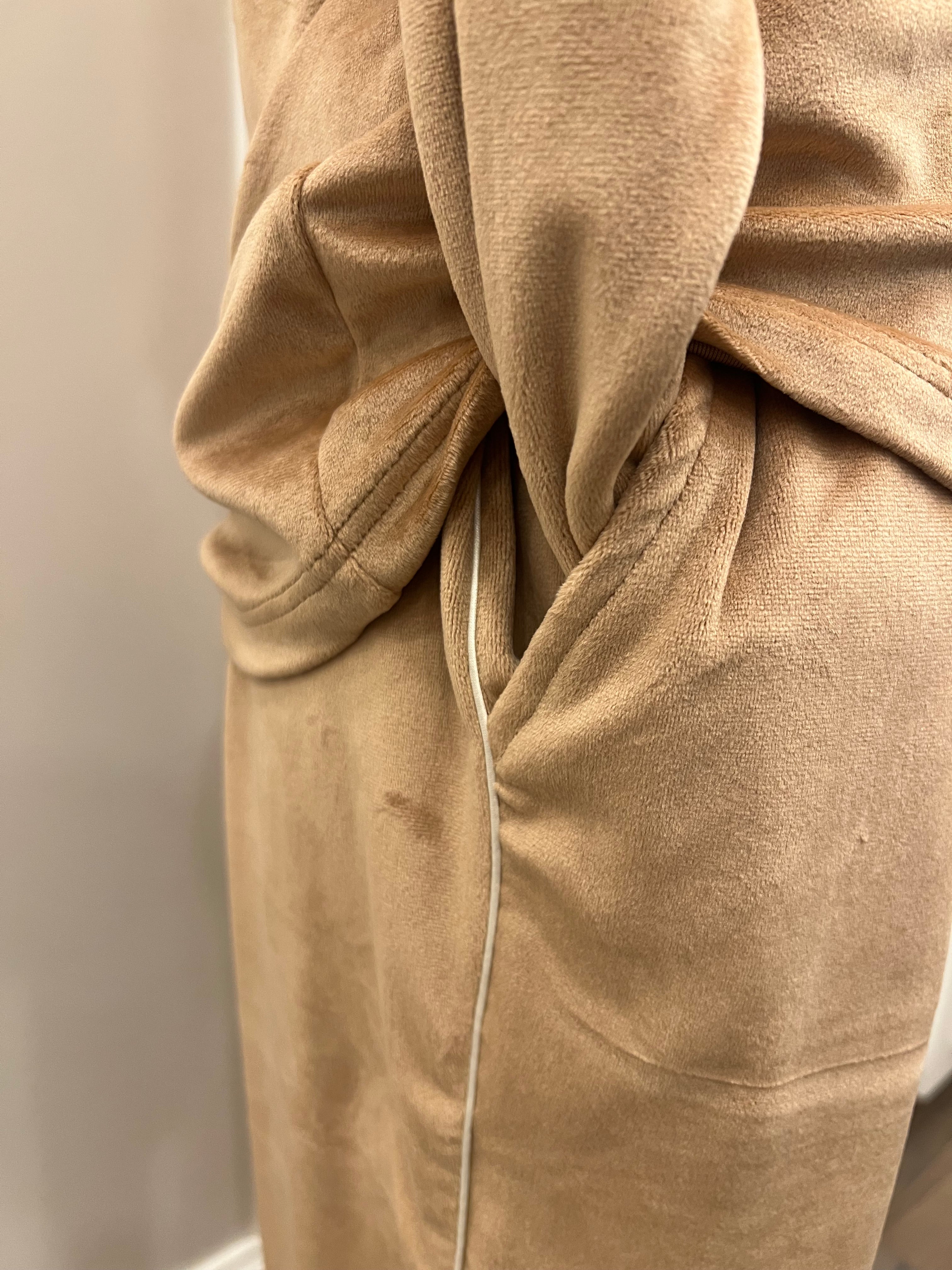 Tuta casa giro collo in velluto