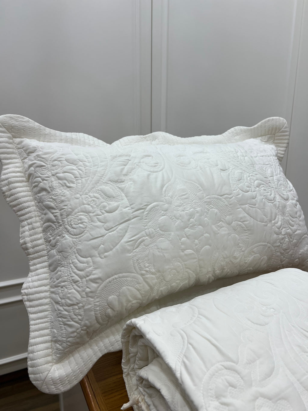 Boutis trapuntino vanity