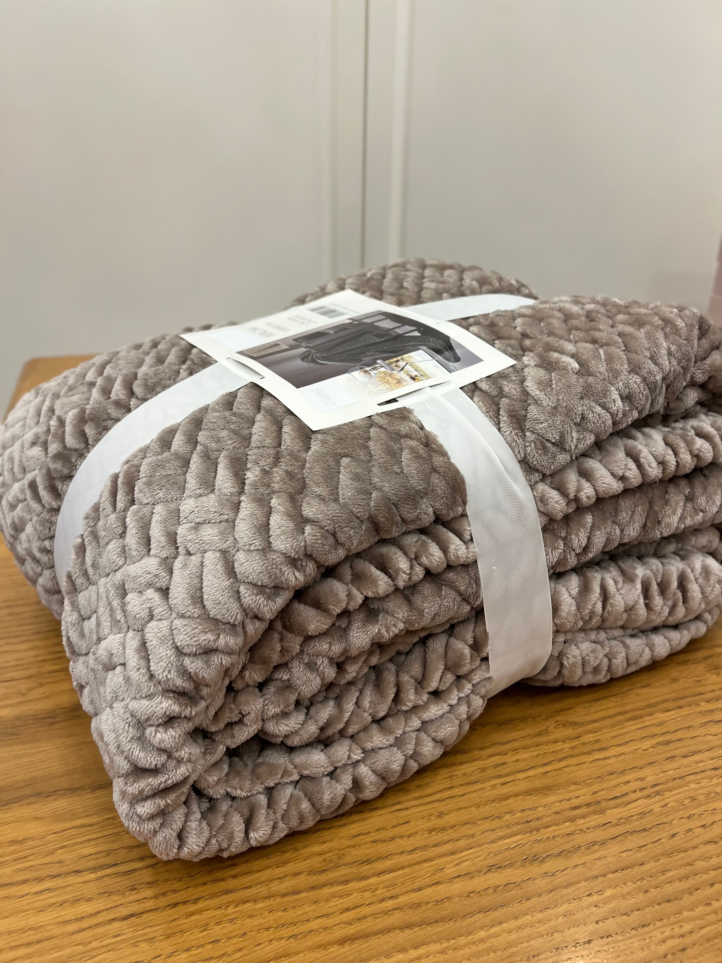 Plaid effetto goffrato 200x240 cm