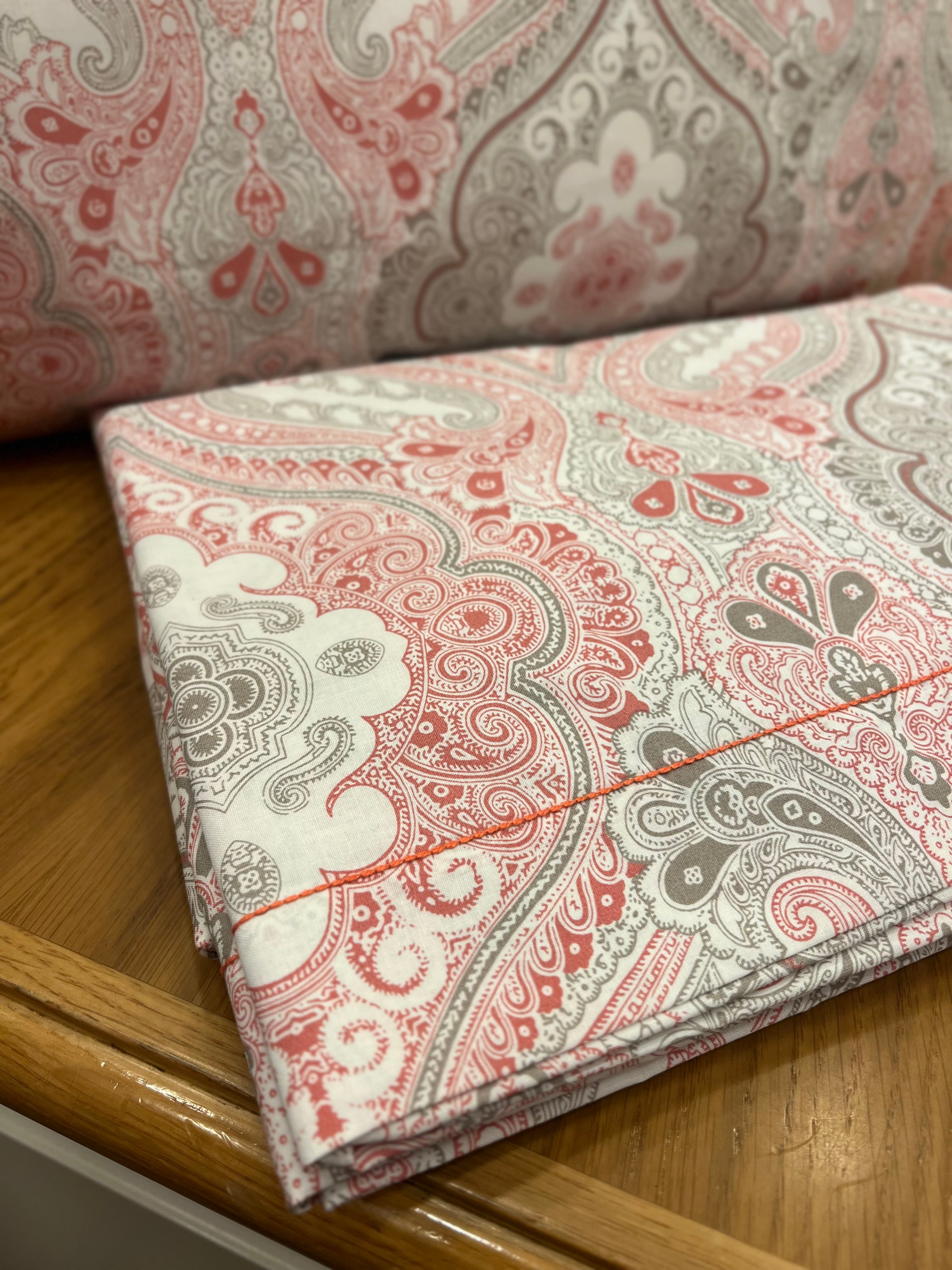 Lenzuola fantasia tipo etro