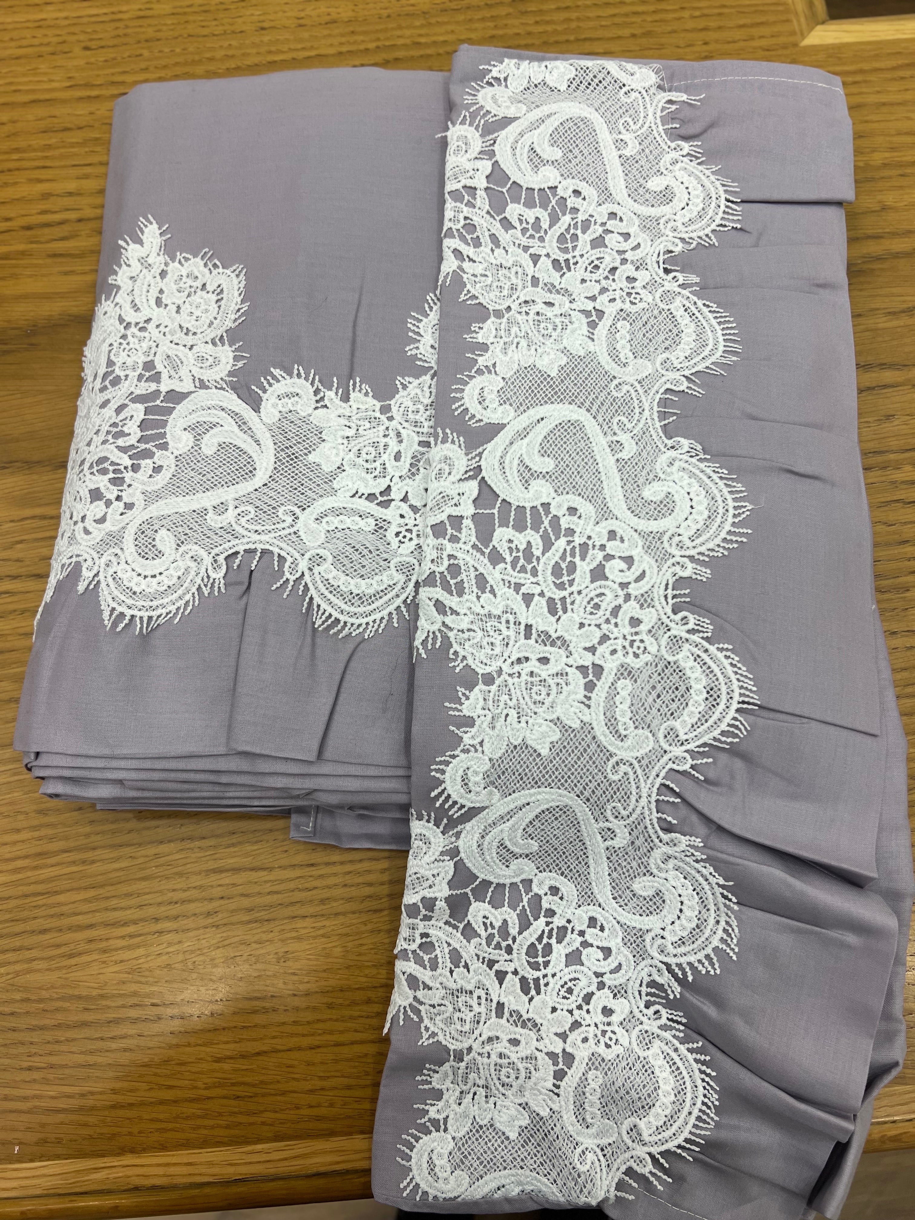 Lenzuola pizzo romantico e volant