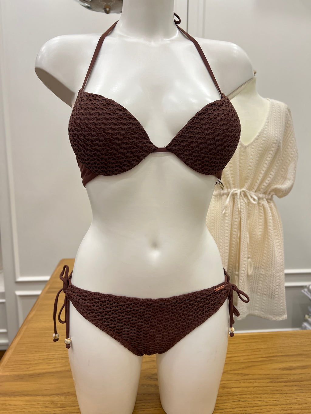 Bikini vanity push-up
