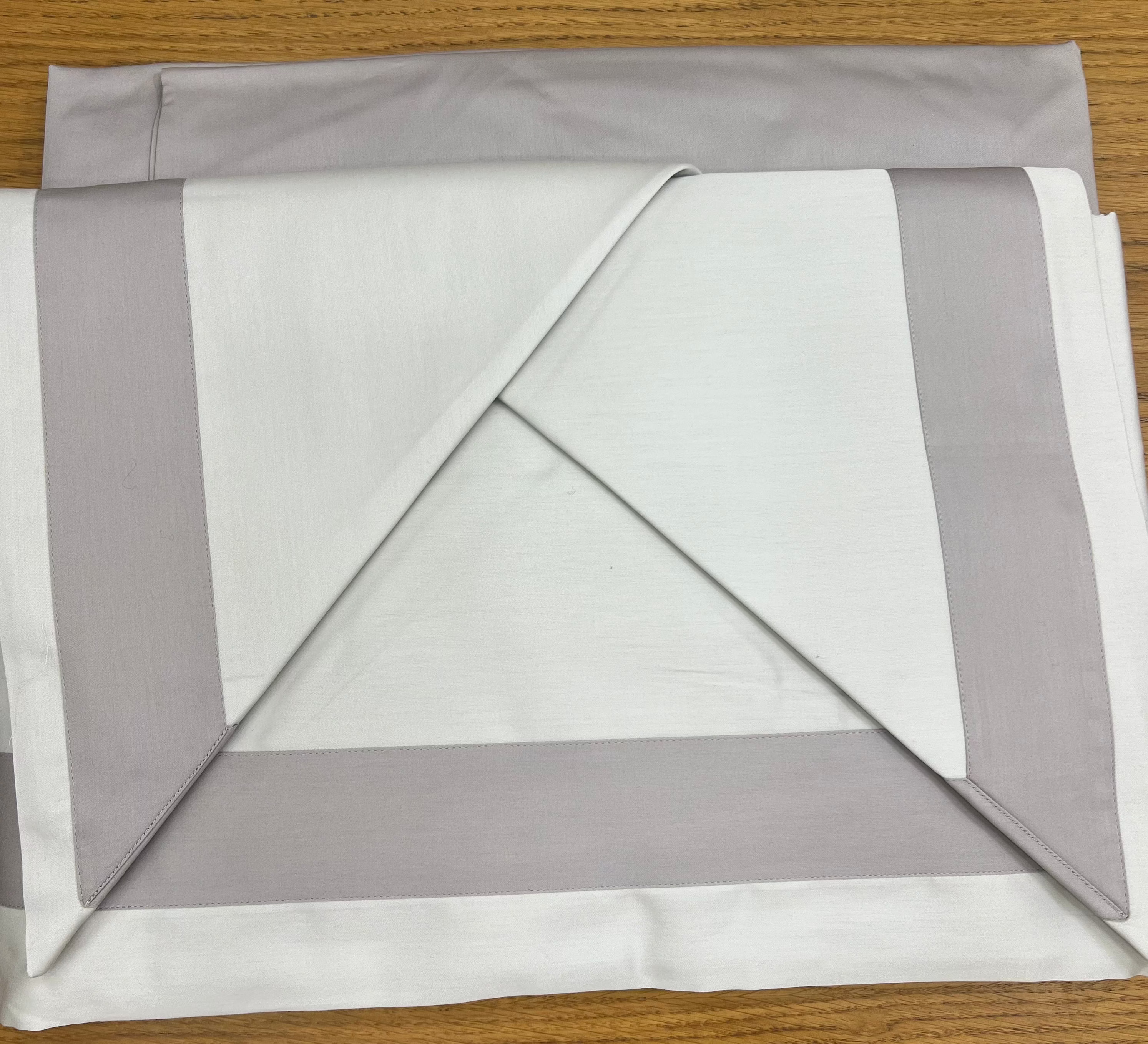 Completo lenzuola in raso di cotone